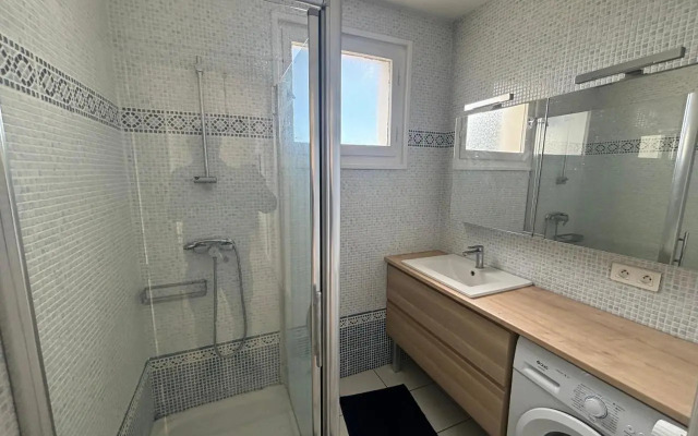 2 pièces 500 m de la mer