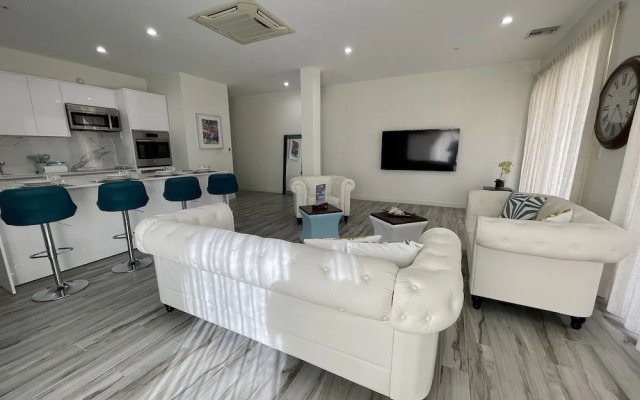 The Cove - Condo Hotel - Perfect Location