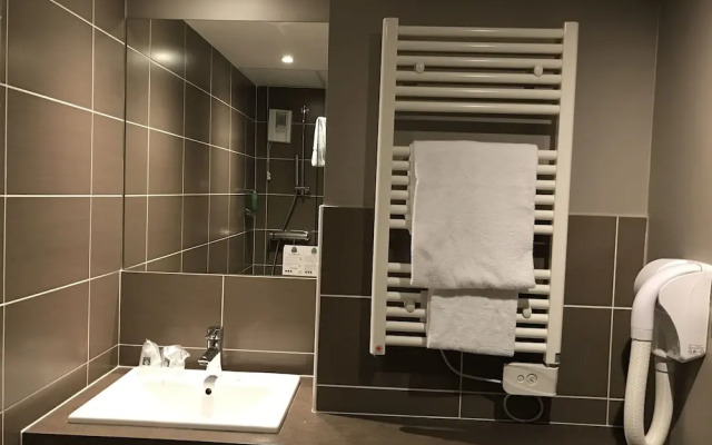 Comfort Suites Lyon Est Eurexpo
