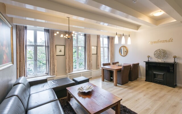 Dutch Masters Apartments