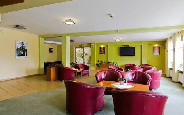 Lake Hotel- Centrum szkoleniowo-rekreacyjne