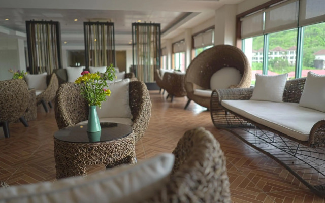 Canyon Cove Resort