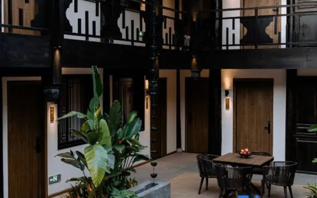 LiuRuJuHotel