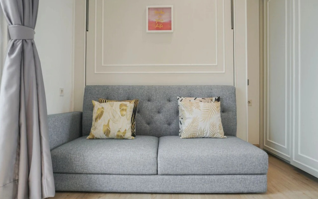 Modern and Stylish Studio at West Vista Apartment