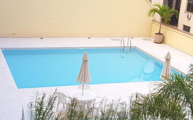 Amplo Imóvel Copa Posto 6 - Piscina