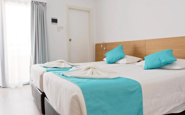 Pyramos Hotel