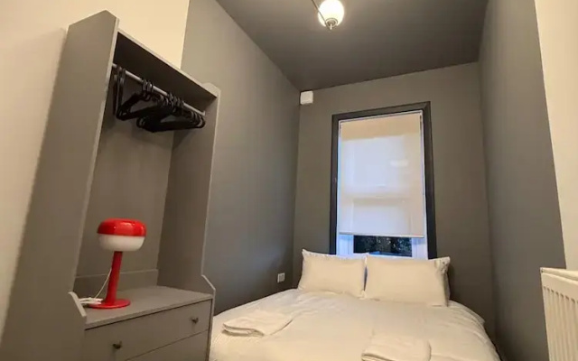 Luxury 2 5 Bedroom Flat in Southsea