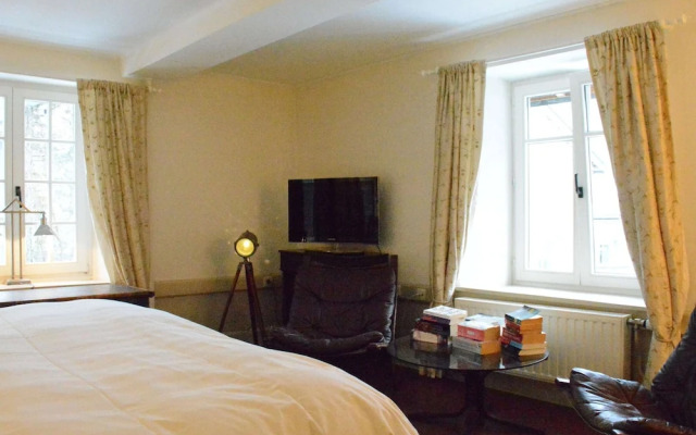Holiday Home in Bitvre Near Town Center