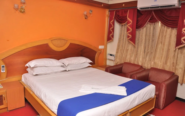Hotel Sathyam