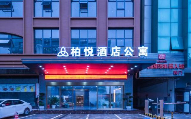 Park Hyatt Hotel Apartment (Shenzhen Longcheng Square Metro Station)