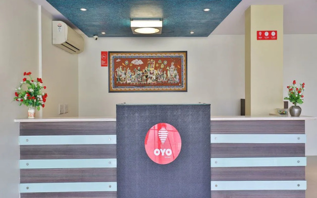 OYO 11718 Hotel Shivarth