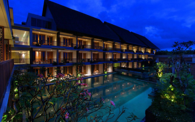Swarga Suites Bali Berawa, Marclan Collection