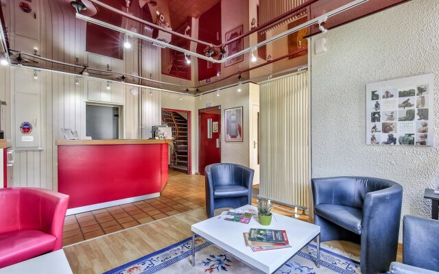 Hotel SUB