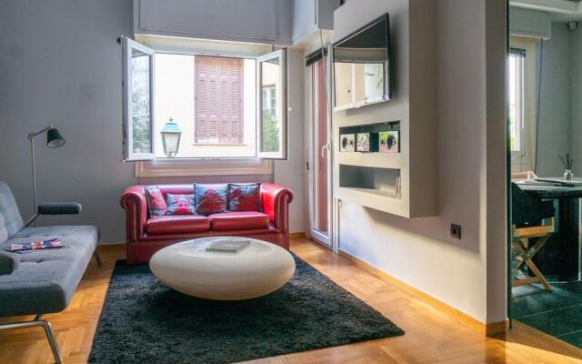 The Burton Luxury 1BR in Plaka, Athens