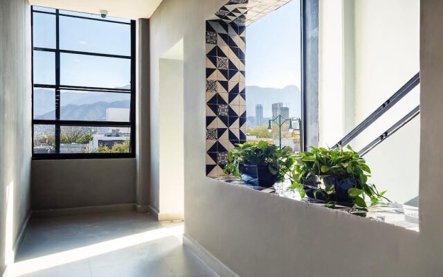 Estudios amueblados y equipados con cocineta en ubicación Céntrica MTY