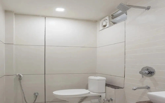 Hotel Shri Vilas By OYO Rooms