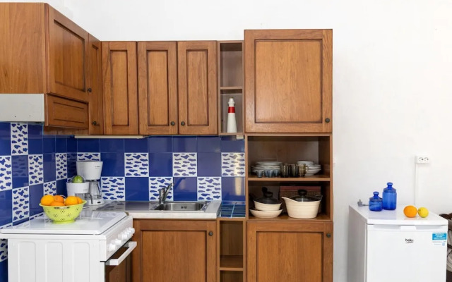 Platanos Cycladic House