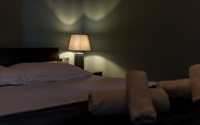 Superior Apartment - Overlooking Chania-with Pool