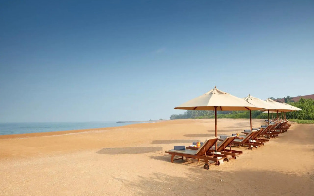 Anantara Kalutara Resort