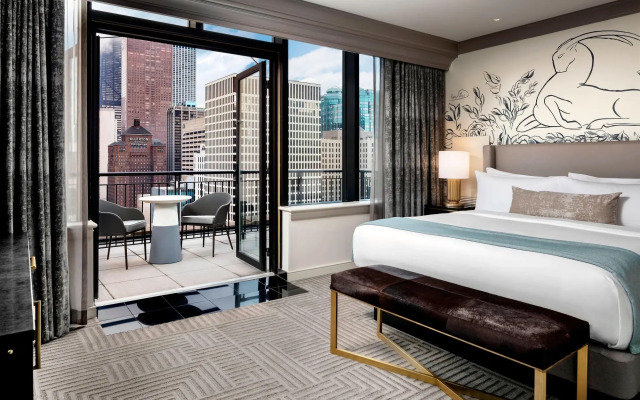 The Gwen, a Luxury Collection Hotel, Michigan Avenue Chicago