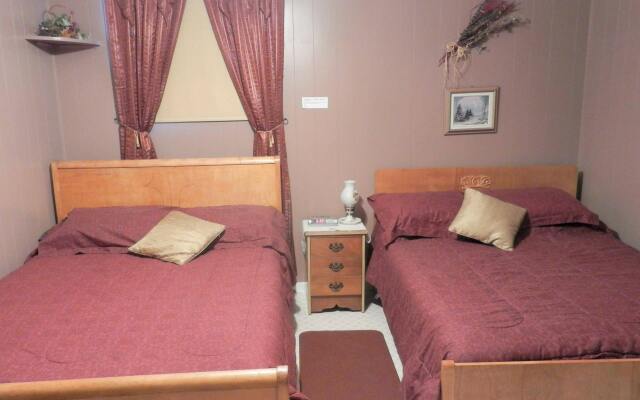 Domaine Joseph Ross Bed and Breakfast