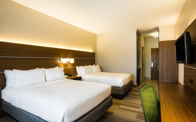 Holiday Inn Express & Suites Cedar City by IHG