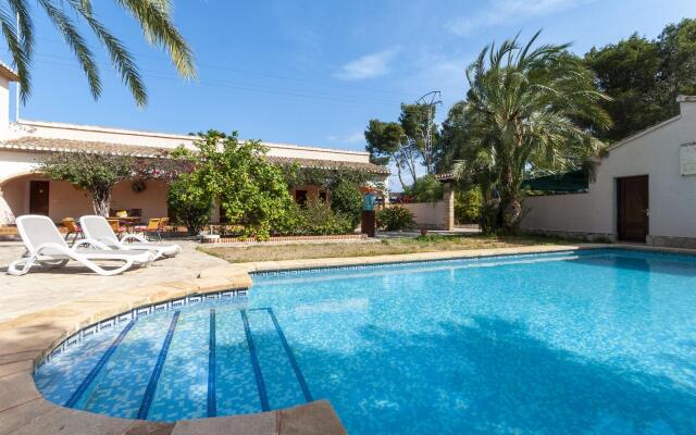CAMPESTRE - Villa with private pool in LA XARA. Free WiFi