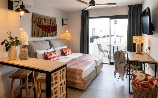 Aparthotel Casita Blanca - Adults Only