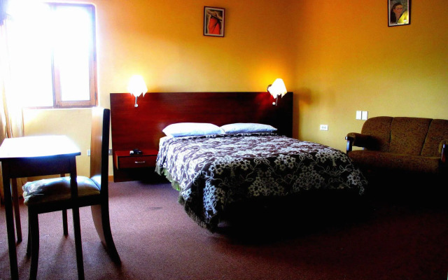 Hotel 4 Ríos