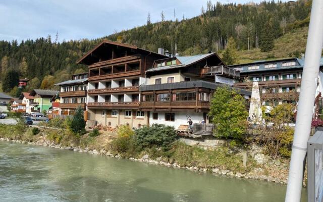 Lukasmayr Hotel