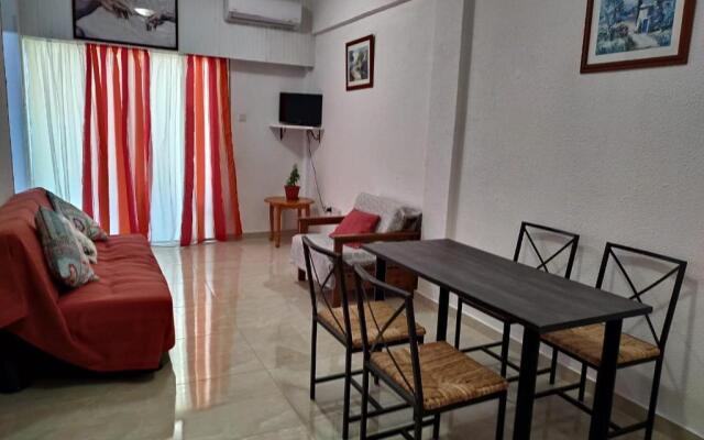 1 Bedroom Apartment near Beach