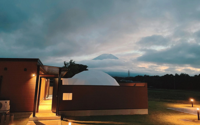Panoramic Mt. Fuji Views from All Rooms – VISION GLAMPING Resort & Spa YAMANAKAKO