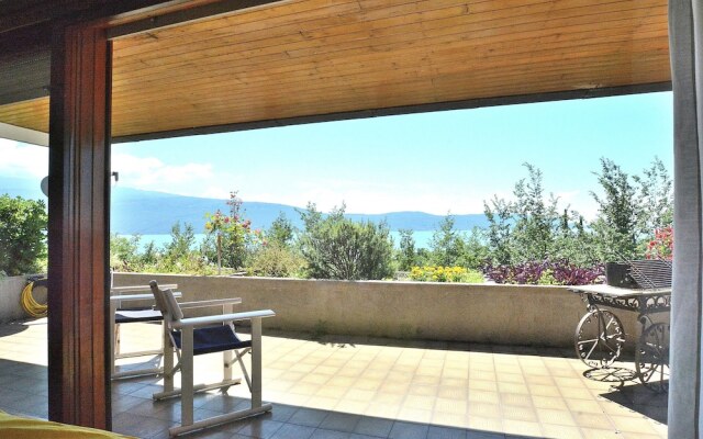 Apartment La Fiore 2 With Pool