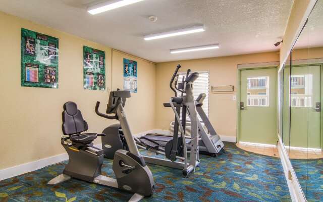 Suburban Studios Hotel Kingsland Near I-95