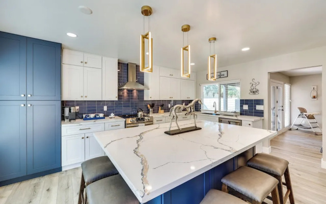 Scottsdale Oasis w/ Pool & Putting Green!