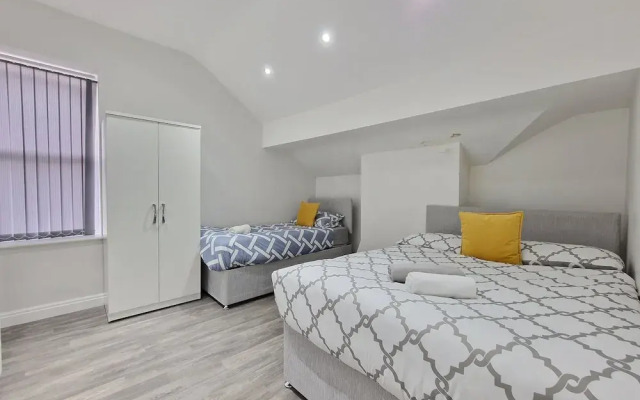 Dysa Waterloo Apartments