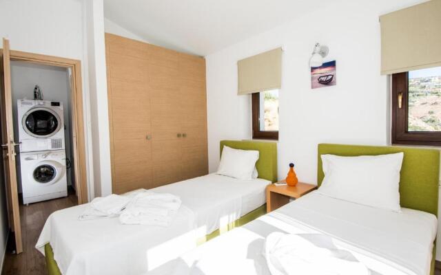 Maris Luxury Villas