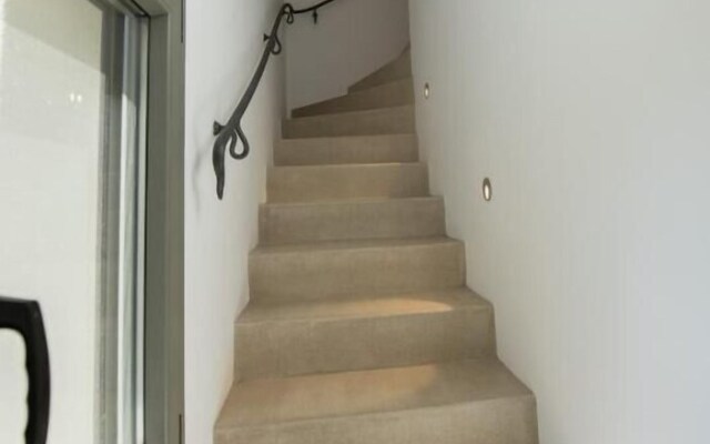 Grand View Elios