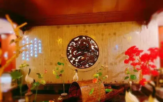 Fuyang Huaiwang Bieyuan Homestay (Raozhou Ancient Town Branch)