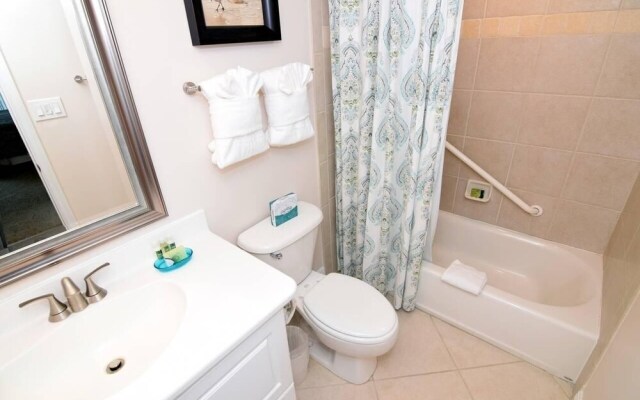 Sundial A403 - One Bedroom, Direct Beachfront! Condo