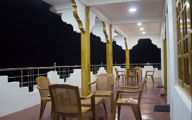 Nilveli star view hotel