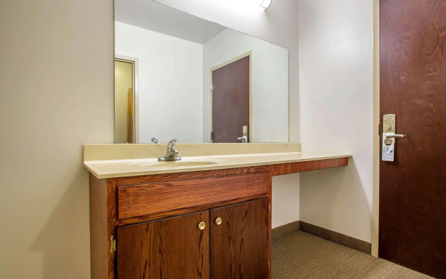Rodeway Inn