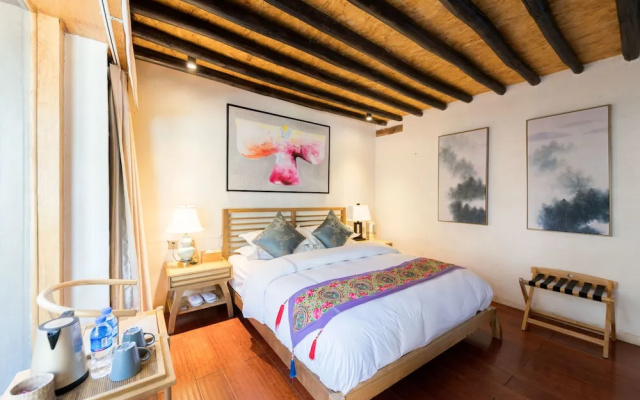 Dali Old Courtyard Boutique Inn