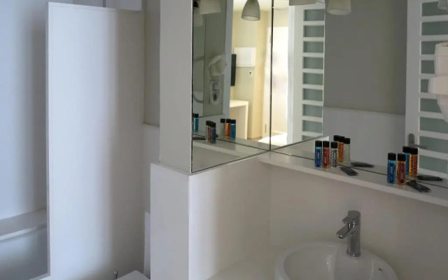 Serennia Exclusive Rooms