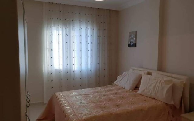 Stunning 2-bed Apartment in Didim
