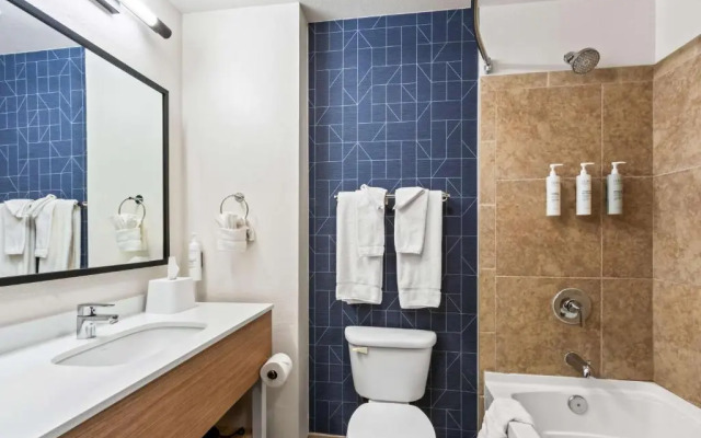 Best Western Legacy Inn & Suites