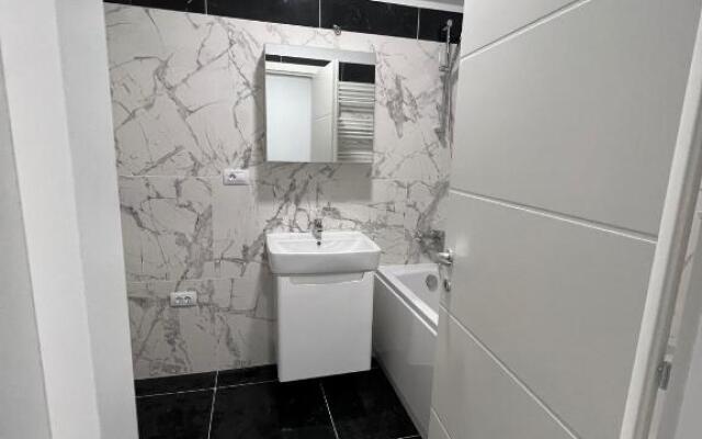 Njunior Luxury Apartments 4
