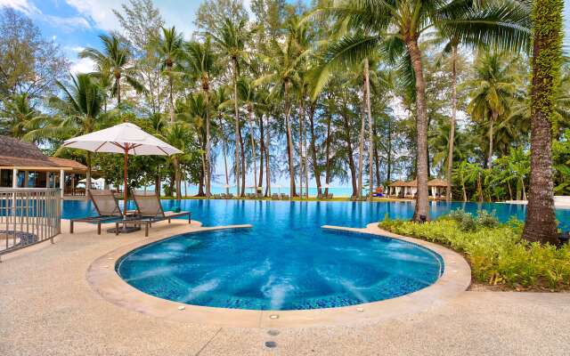 Outrigger Khao Lak Beach Resort