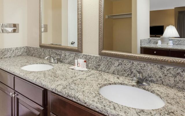 Ramada Plaza Garden Grove