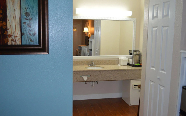 Vero Beach Inn & Suites I-95